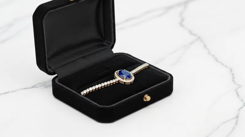 Bague saphir pour une demande en mariage unique